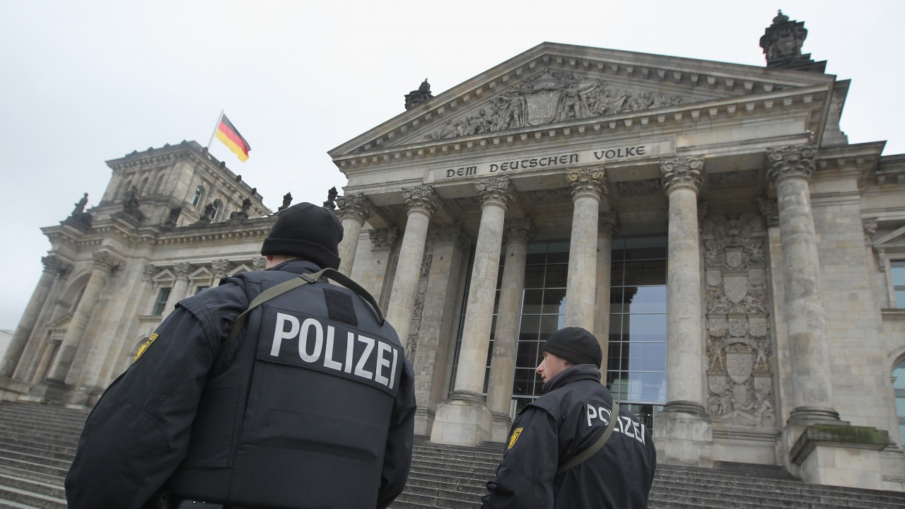 Германското вътрешно министерство: Силите ни за сигурност са верни на конституцията