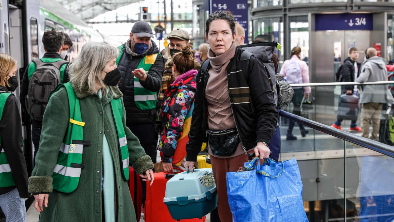 Близо 40% от украинските бежанци, пристигнали в Германия, желаят да останат
