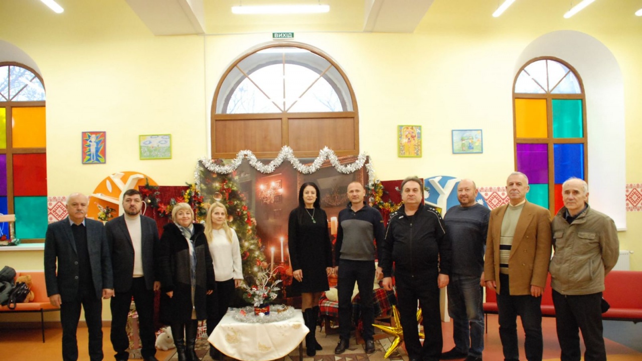 Енергийният министър дари генератори на българите в Болград, Украйна