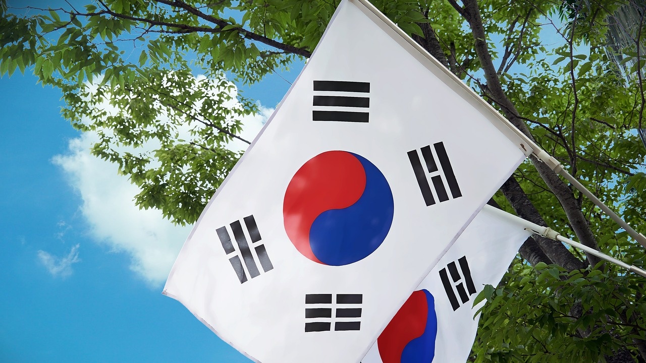 Южна Корея нарече решението на Китай да спре издаването на визи "достойно за съжаление"