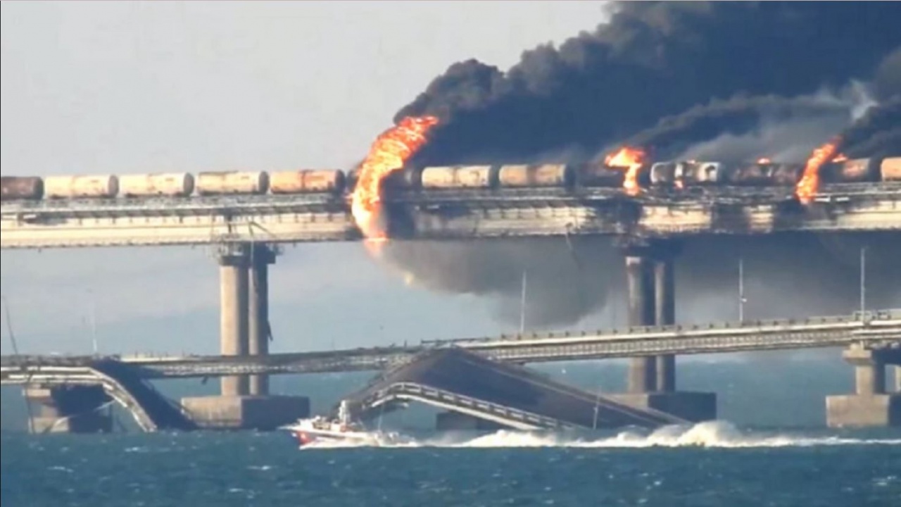 Русия поправи част от взривения Кримски мост