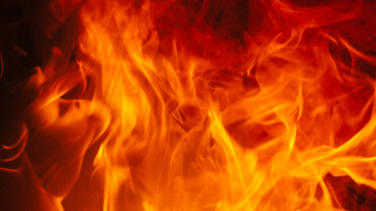 Скитник подпали къща в Пловдив