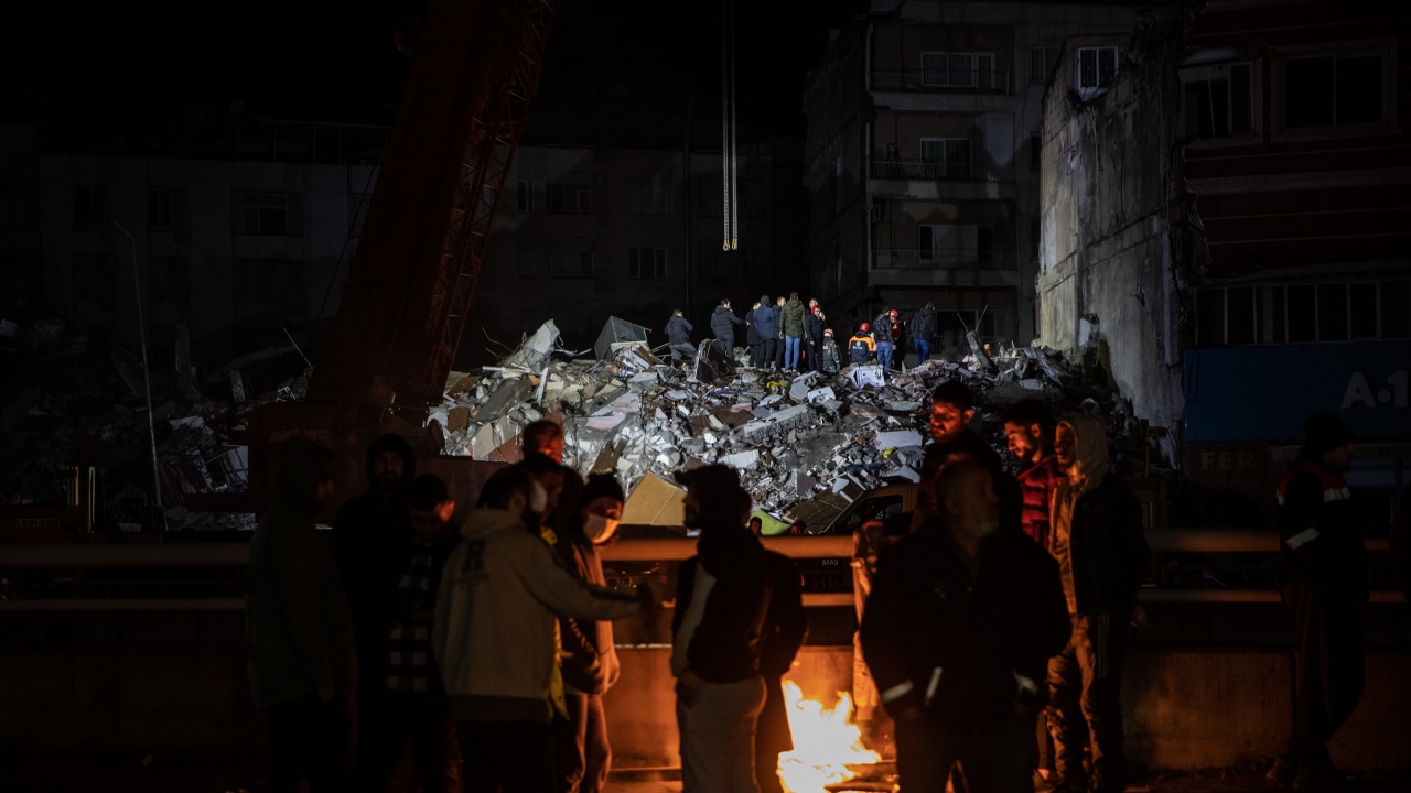 Турция не спира да се тресе: Ново земетресение от 5,7 по Рихтер