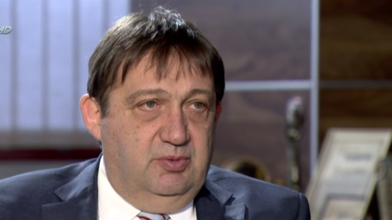 Регионалният министър заяви, че българите не трябва да се притесняват, дори от силно земетресение
