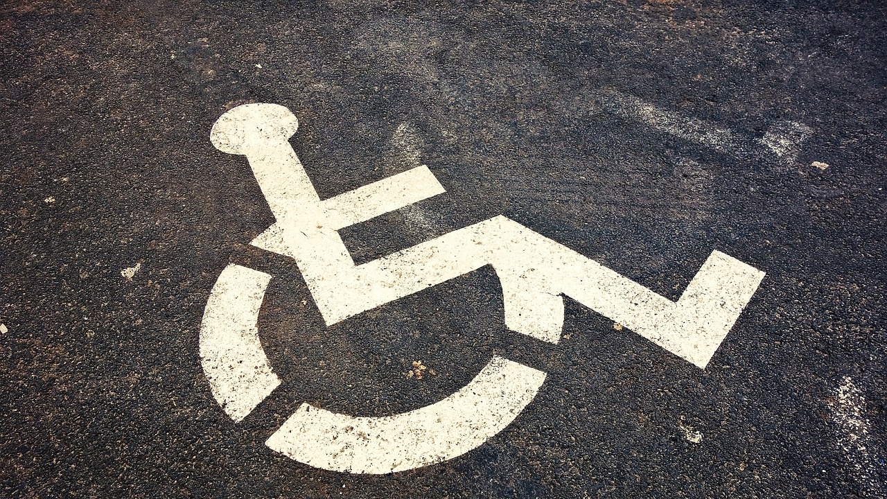 Разкриват десетки измами с фалшиви инвалидни талони за паркиране в Благоевград