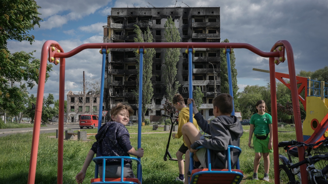 УНИЦЕФ: Стотици деца са загинали в резултат на войната в Украйна