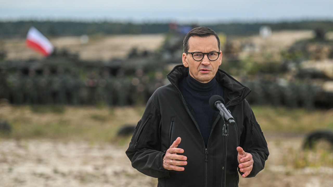 Моравецки ще поиска от Байдън да засили американското военно присъствие в Полша