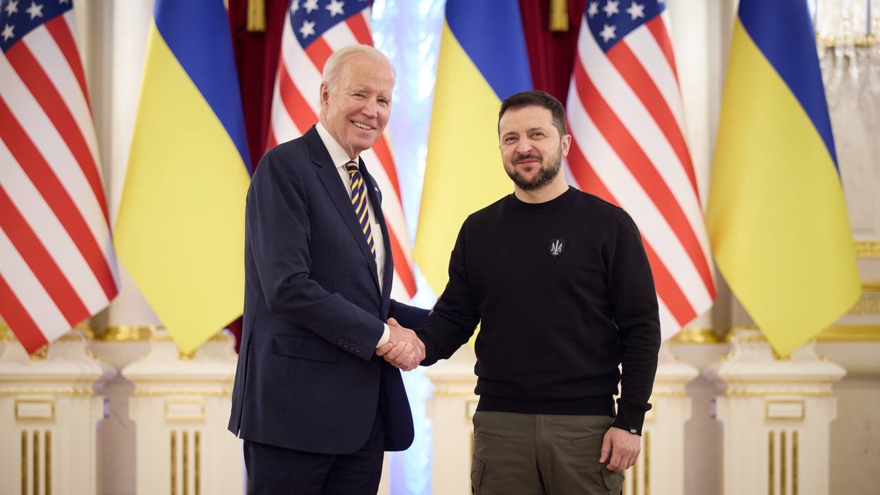 Байдън на изненадващо посещение в Украйна