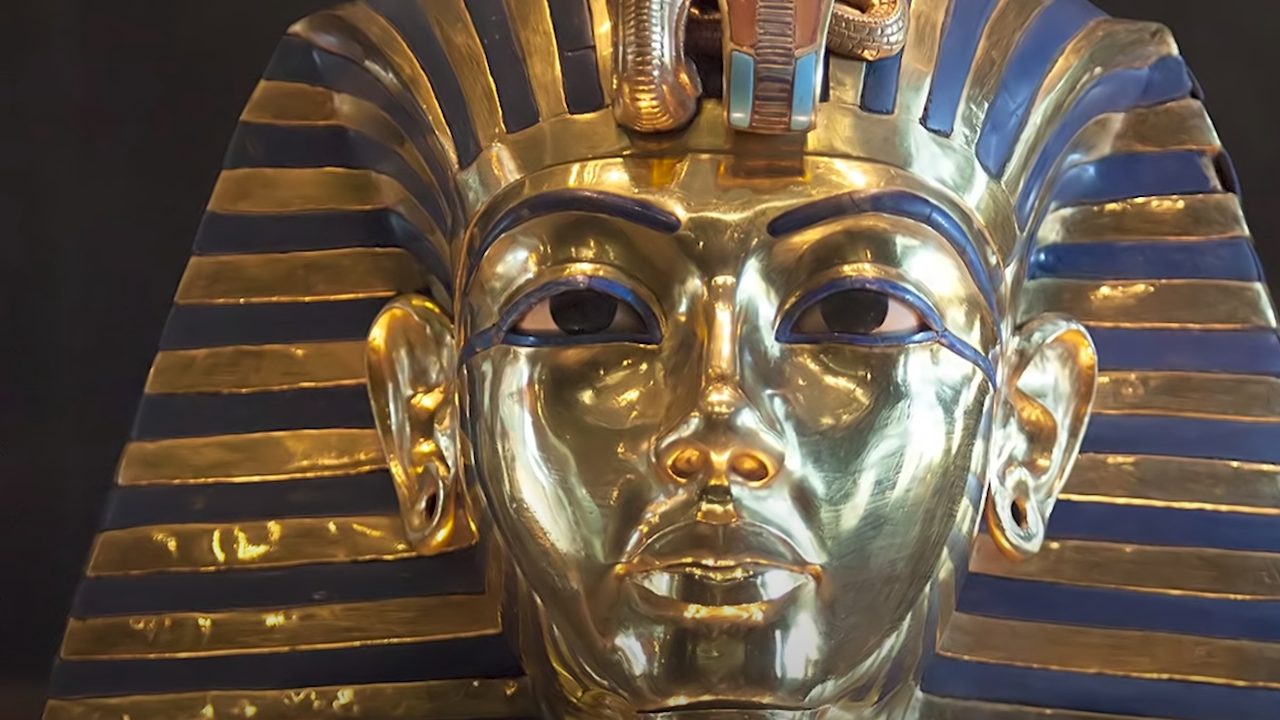 Тутанкамон е бил последният извънземен фараон?