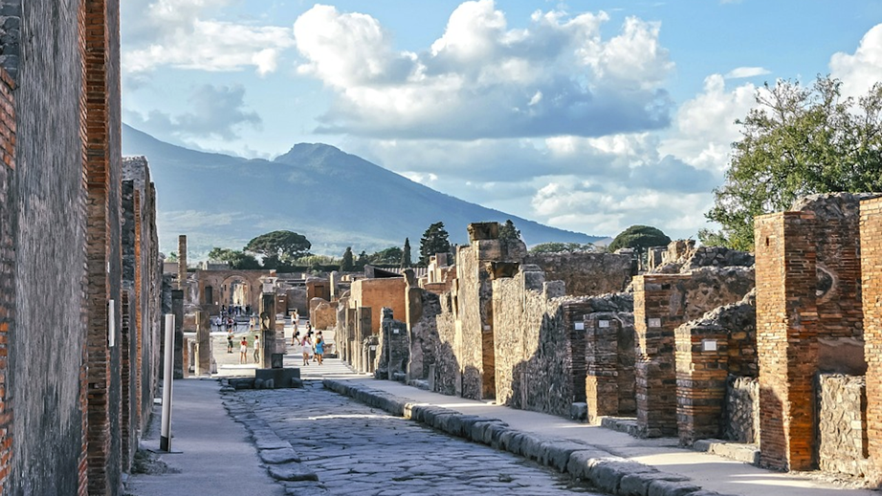 Археолозите са разкрили около 2/3 от територията на град Помпей
