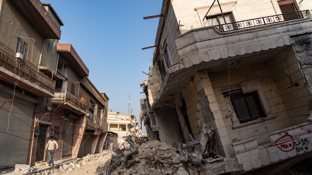След земетресенията в Хатай: Турското правителство ще построи над 240 000 къщи за година