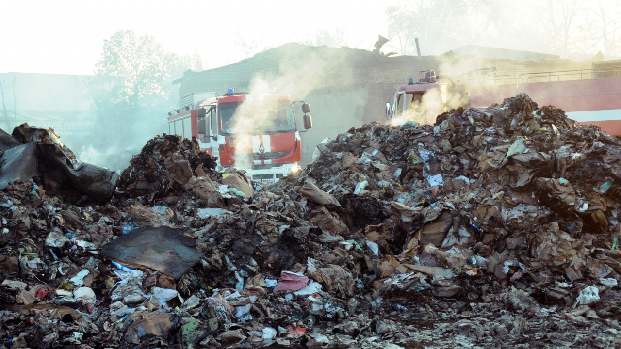 Столичен квартал от 10 г. очаква мерки срещу горене на отпадъци