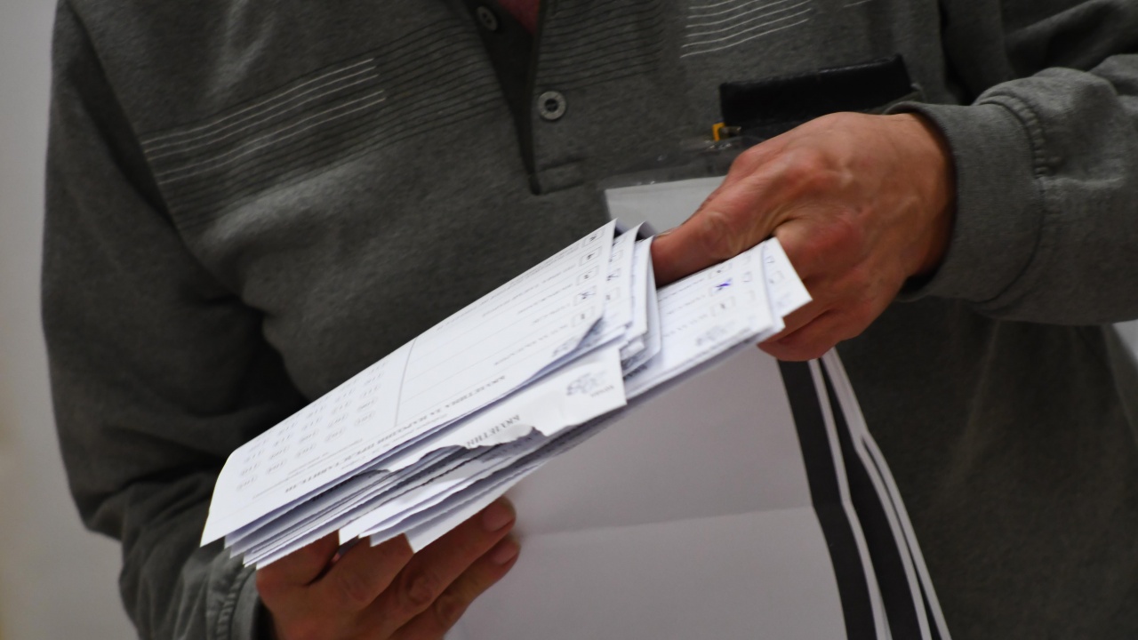 До края на изборния ден в Монтанско са гласували 42,80% от избирателите