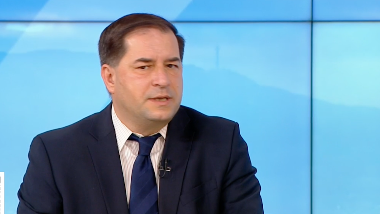 Борислав Цеков: ГЕРБ трябва да предложат правителствена формула, Борисов да води разговорите за правителство