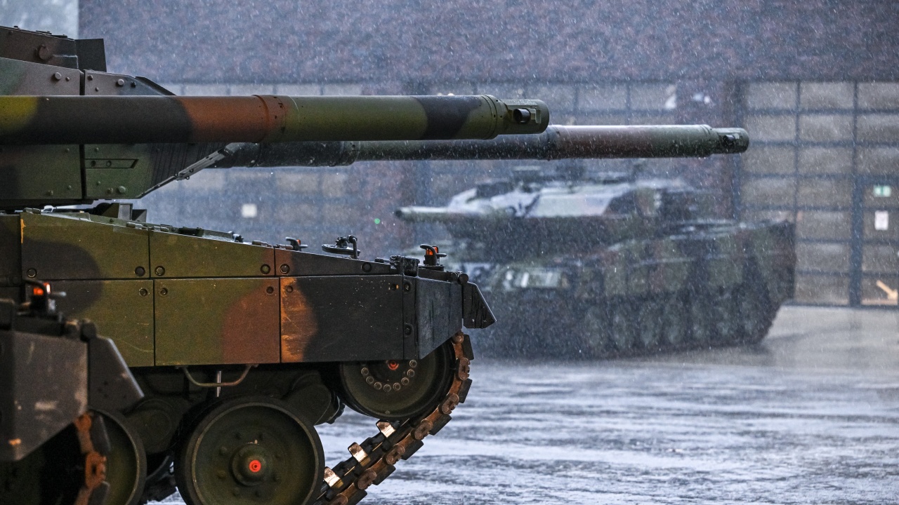 Испания ще изпрати обещаните на Украйна танкове "Леопард" през втората половина на април