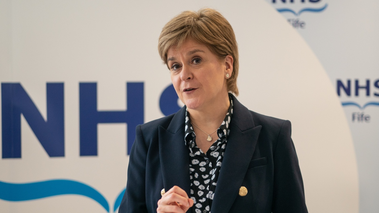 Арестуваха съпруга на бившия премиер на Шотландия
