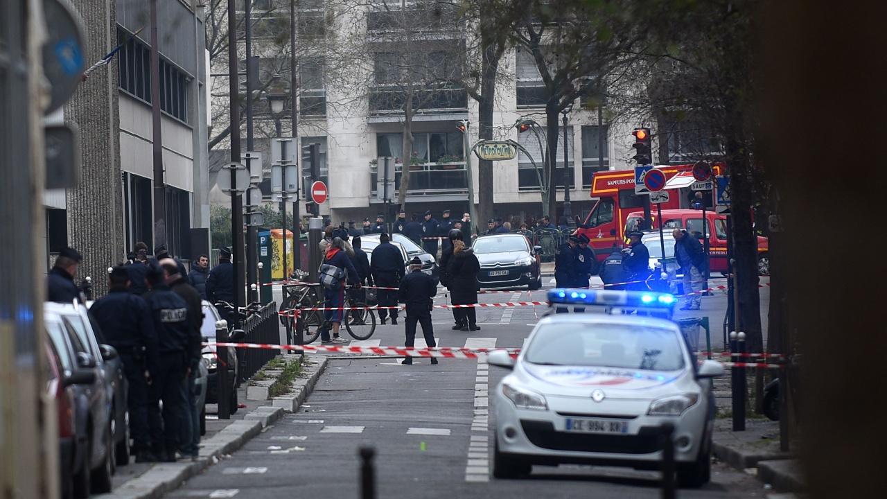 Четири станаха жертвите под рухналите сгради в Марсилия