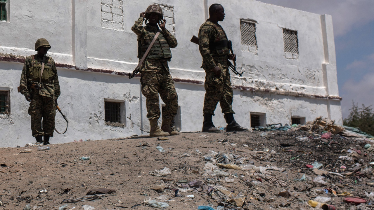 Четиридесет загинали при нападение срещу армията и доброволци в Буркина Фасо