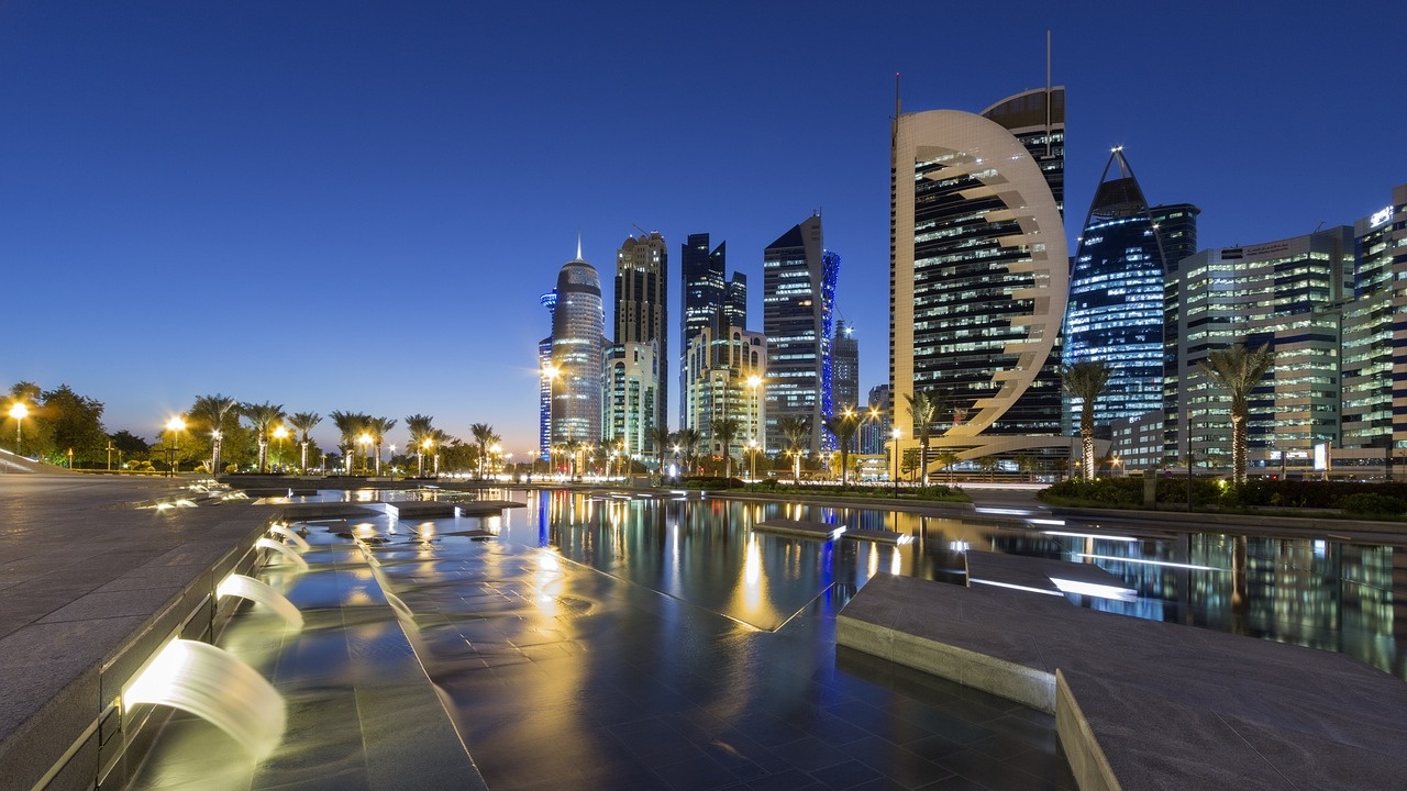 Катар и ОАЕ възстановяват дипломатическите си връзки