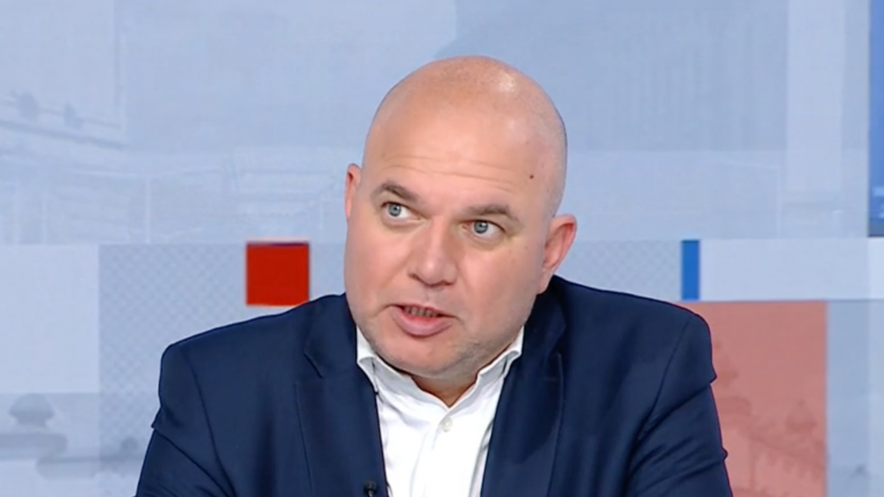 Владислав Панев (ПП-ДБ): Важно е да има бюджет, няма да подкрепим кабинет с мандат на ГЕРБ