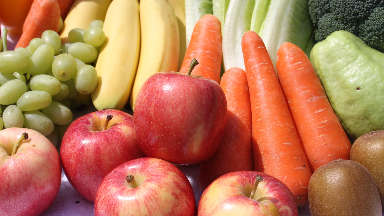 Браншова камара „Плодове и зеленчуци" иска застрахователен фонд за компенсация на пропаднали площи