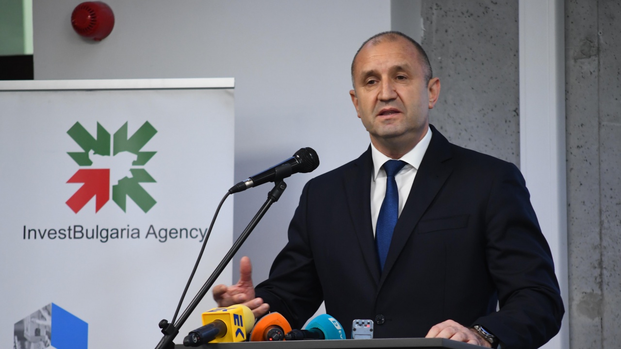 Радев изтъкна ползите от членството на България в Европейския алианс за батерии
