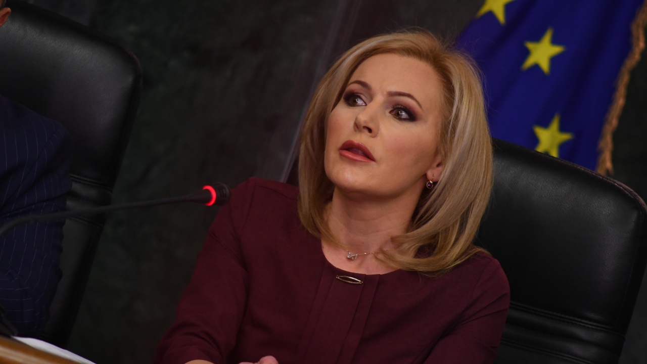 Милева отговори на служебния външен министър: Абсурдно е да се обвързва отговорността на главния прокурор с приемането на България в Шенген