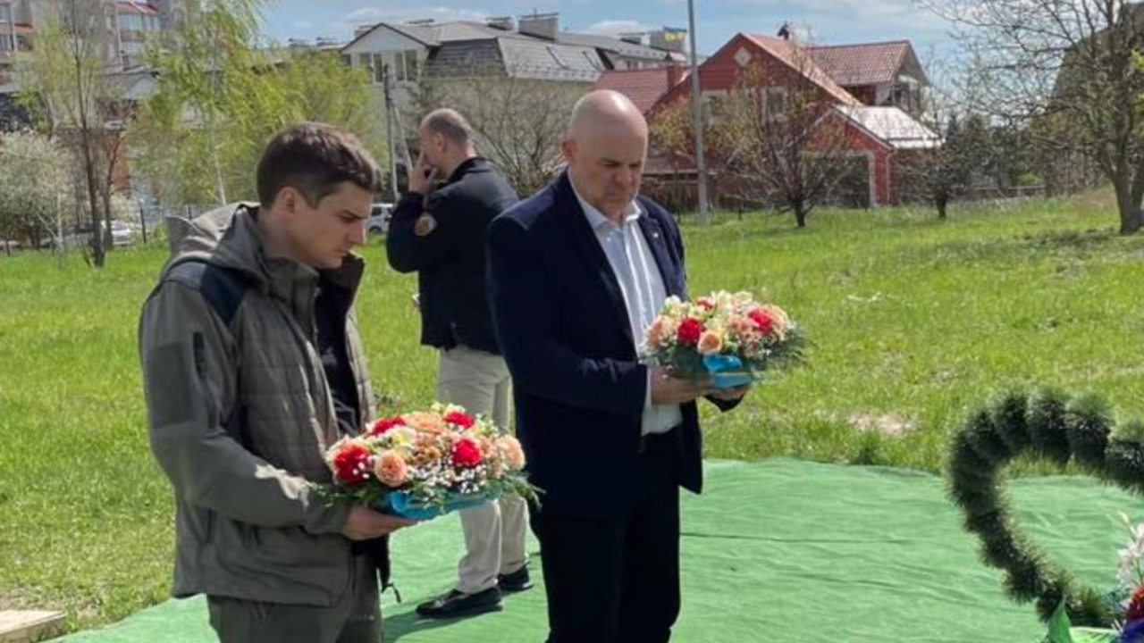 Главният прокурор Иван Гешев посети Буча