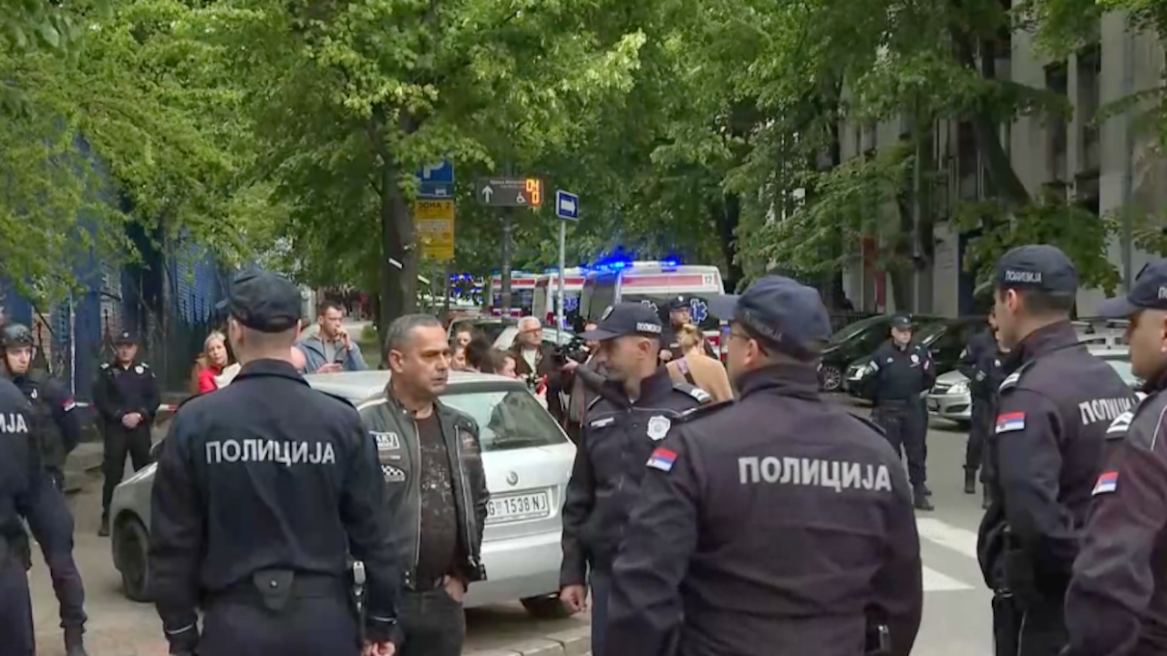 След стрелбата в основно училище в Белград: Убити са осем ученици и един охранител