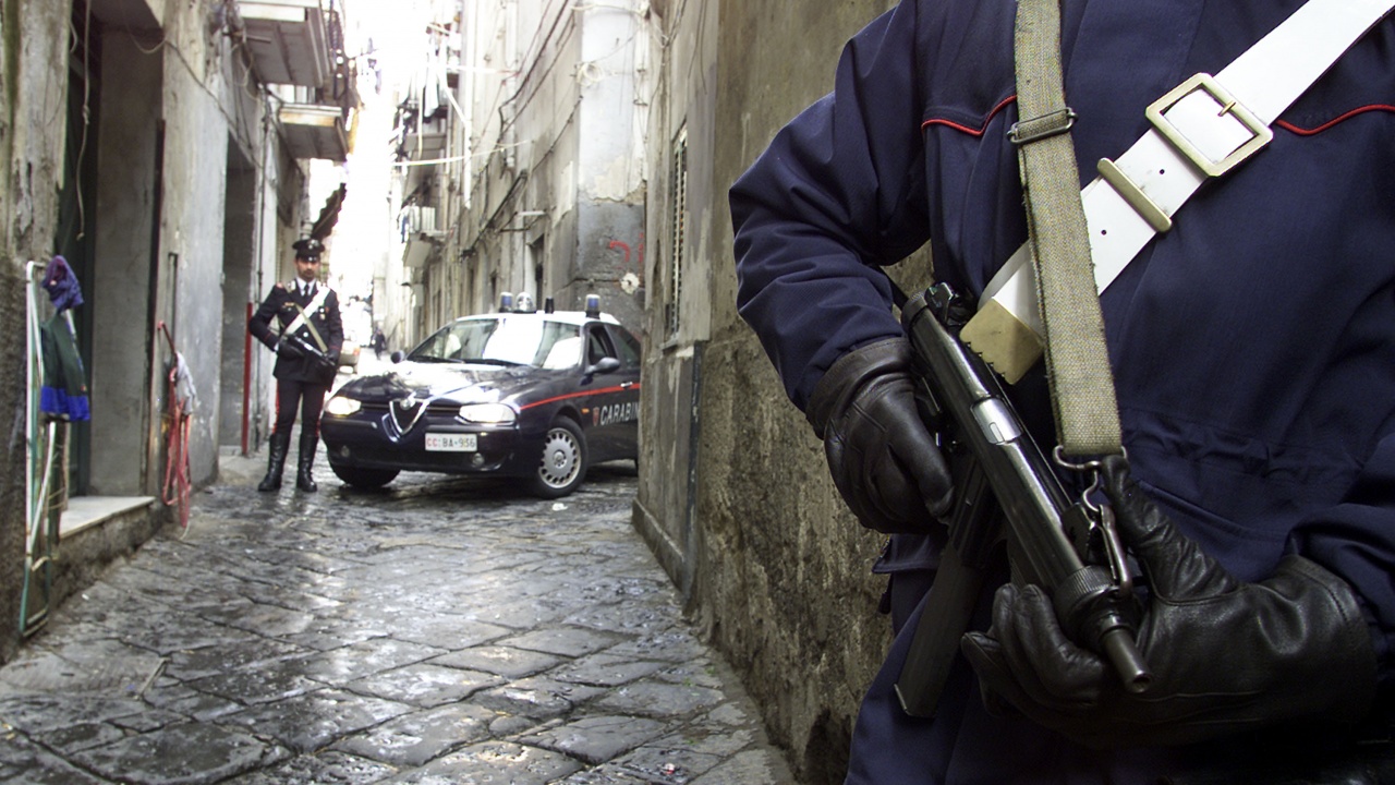 Над 100 арестувани в Италия при мащабна операция срещу калабрийската мафия