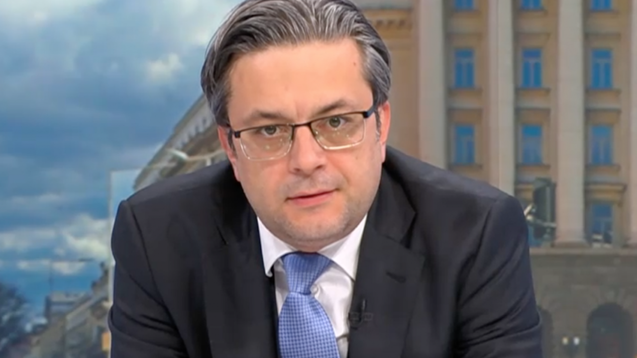 Тома Биков: Напът сме да си разпаднем парламентарната република