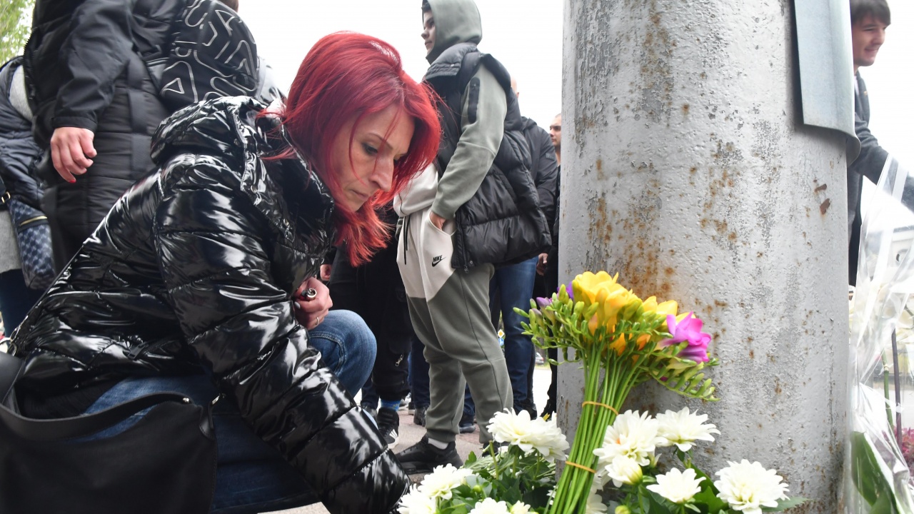 И днес граждани организират мирен протест в памет на загиналите на бул. "Сливница" Явор и Ани