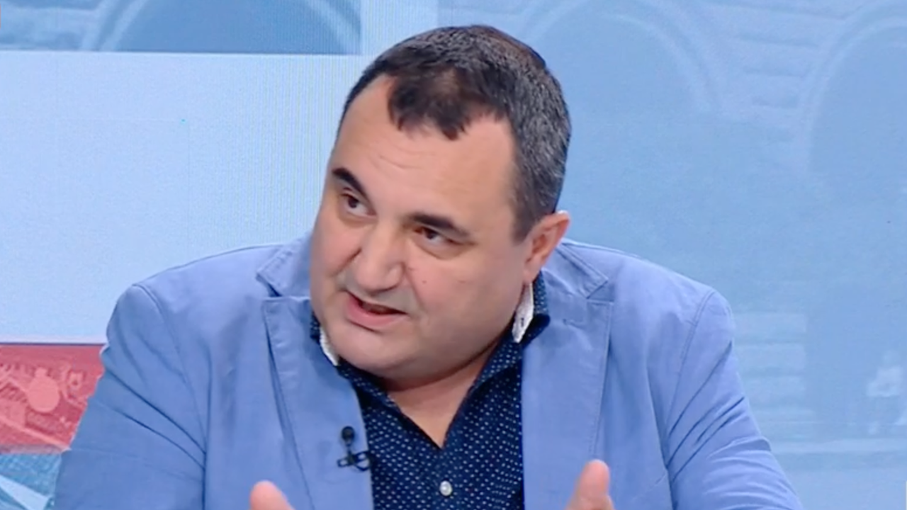 Веселин Стойнев (журналист): Борисов е притиснат до стената, ПП-ДБ никога не са били в по-добра ситуация