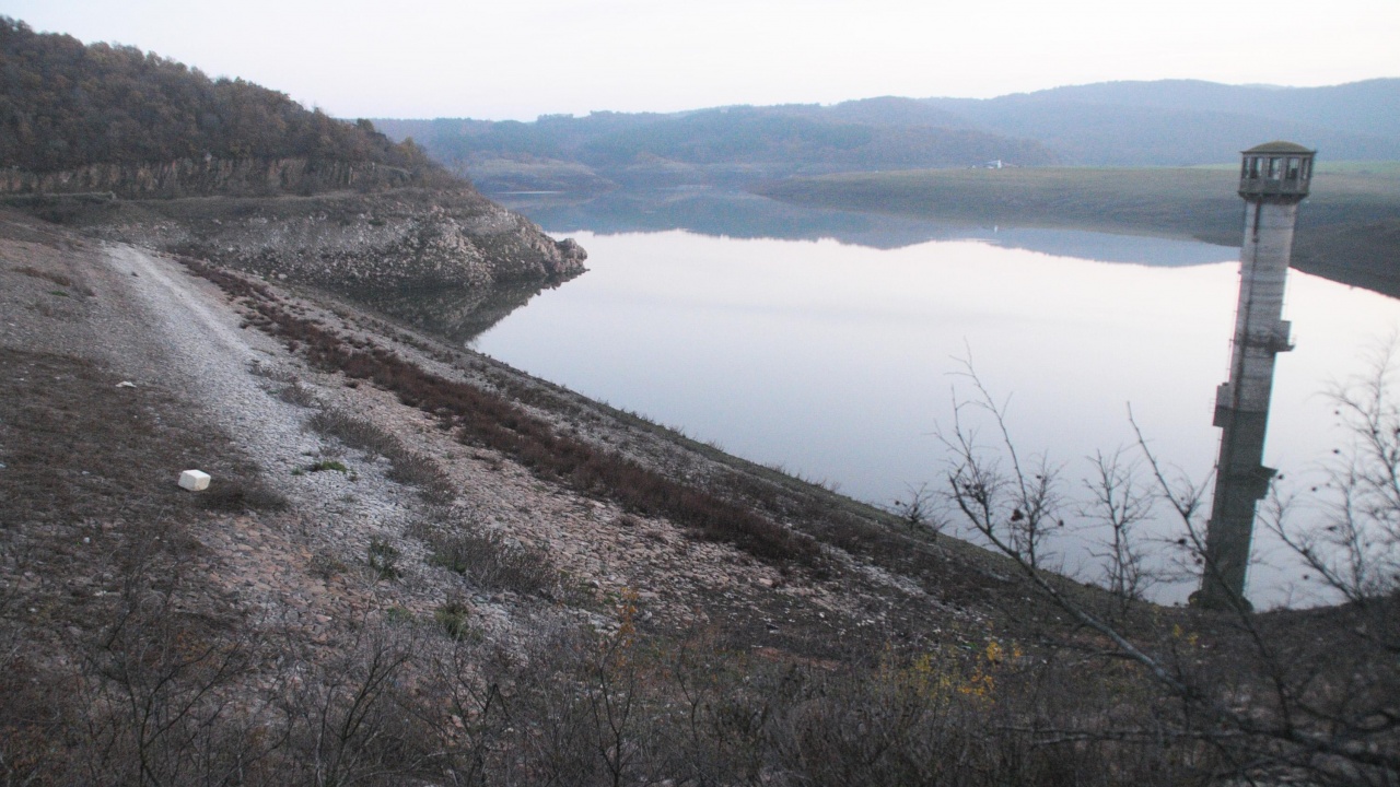 Няма опасност от преливане на реки и язовири във Врачанско