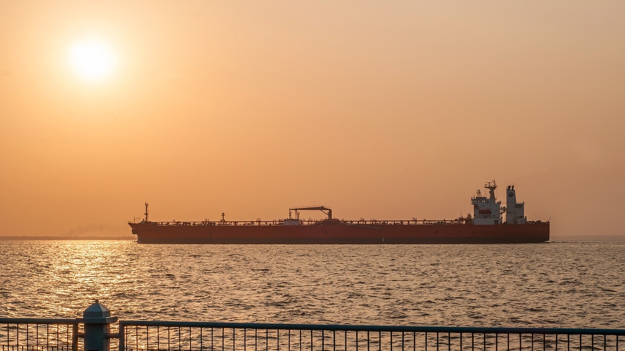 Таксите за супертанкерите растат с увеличаването на износа на суров петрол от Близкия изток за Азия