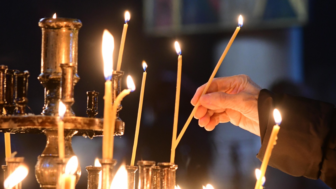 Православната църква чества паметта на Св. Наум
