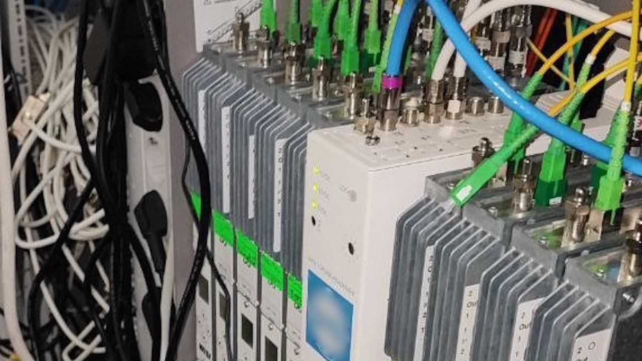 ГДБОП и Европол спряха незаконна кабеларка на доставчик на интернет у нас
