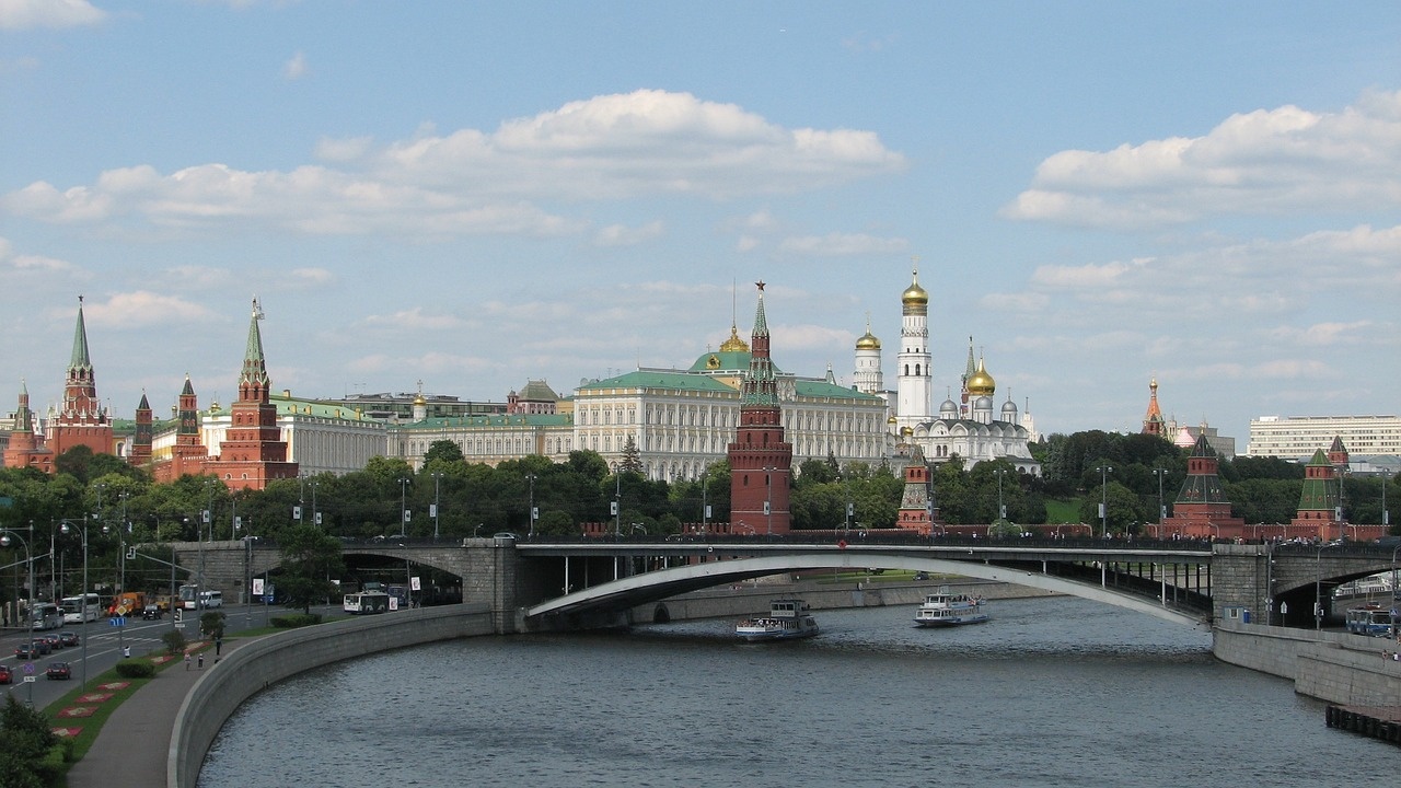 Москва затяга пътния контрол, провеждат се антитерористични действия
