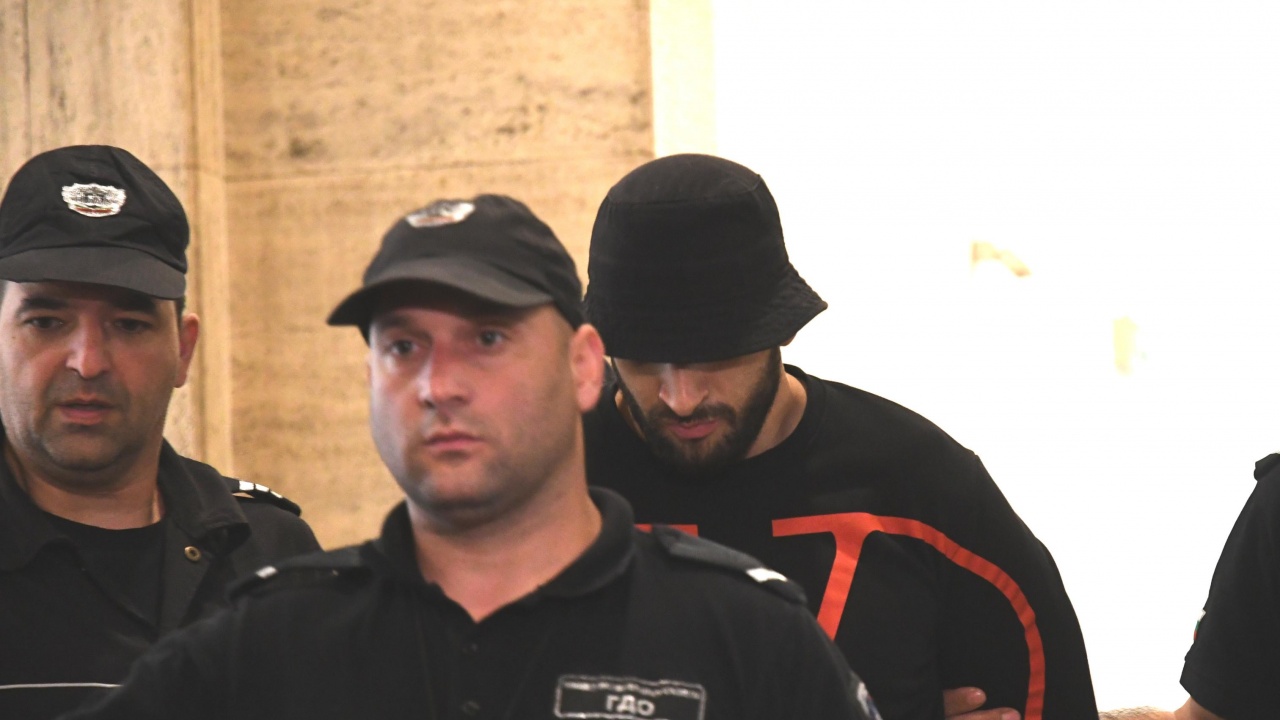 Оставиха в ареста един от задържаните след масовия бой в „Люлин”
