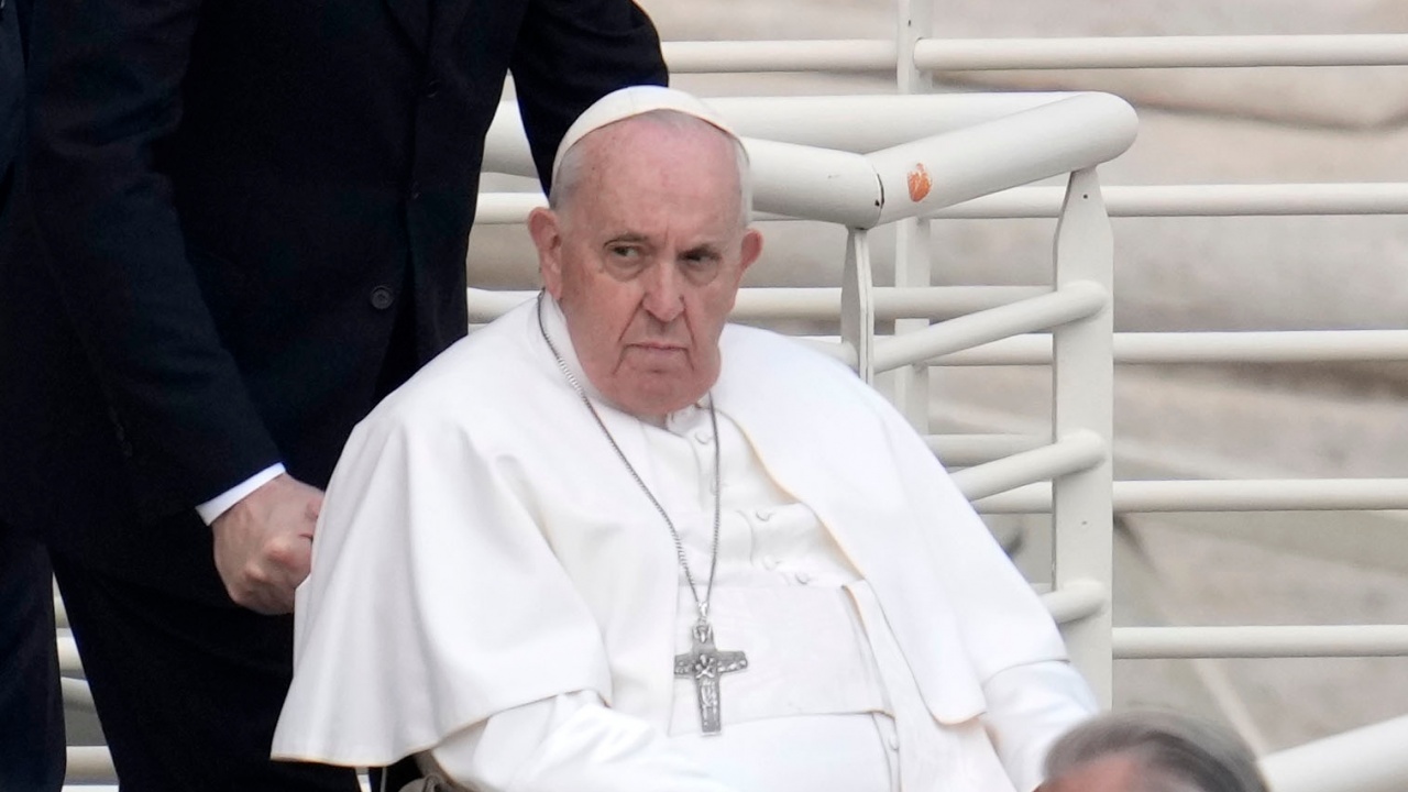 Папа Франциск: Не можем да се примирим с войната