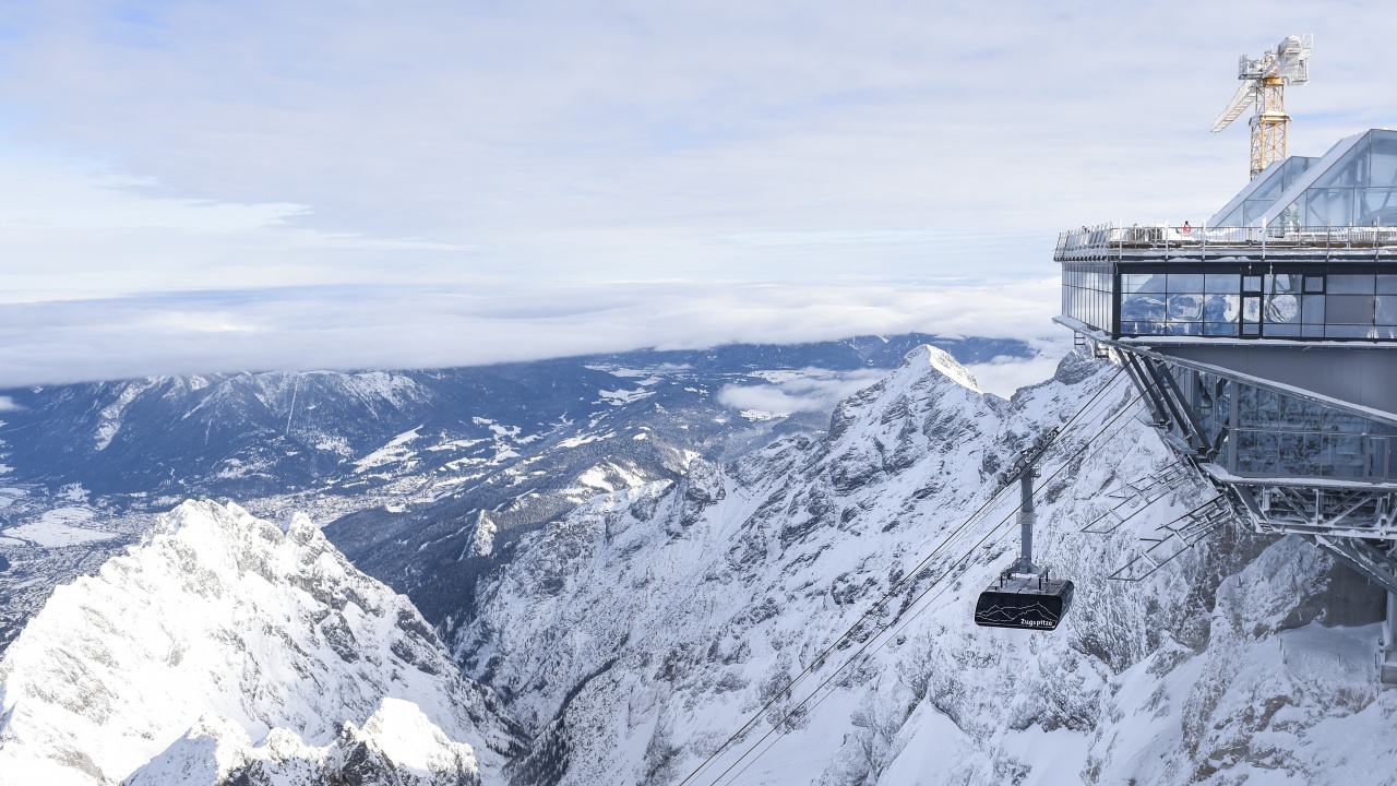 Заработи най-високият кабинков лифт в Алпите