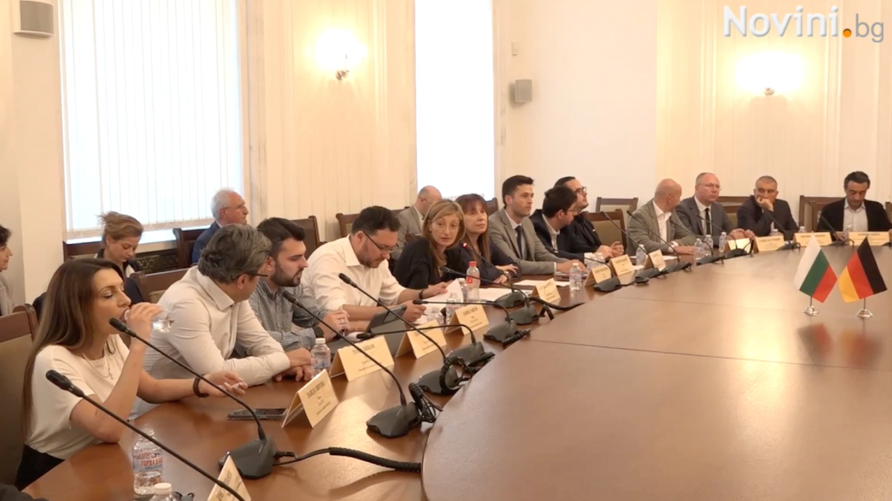 Депутатите приеха в комисия декларация в подкрепа на членство на Украйна в НАТО