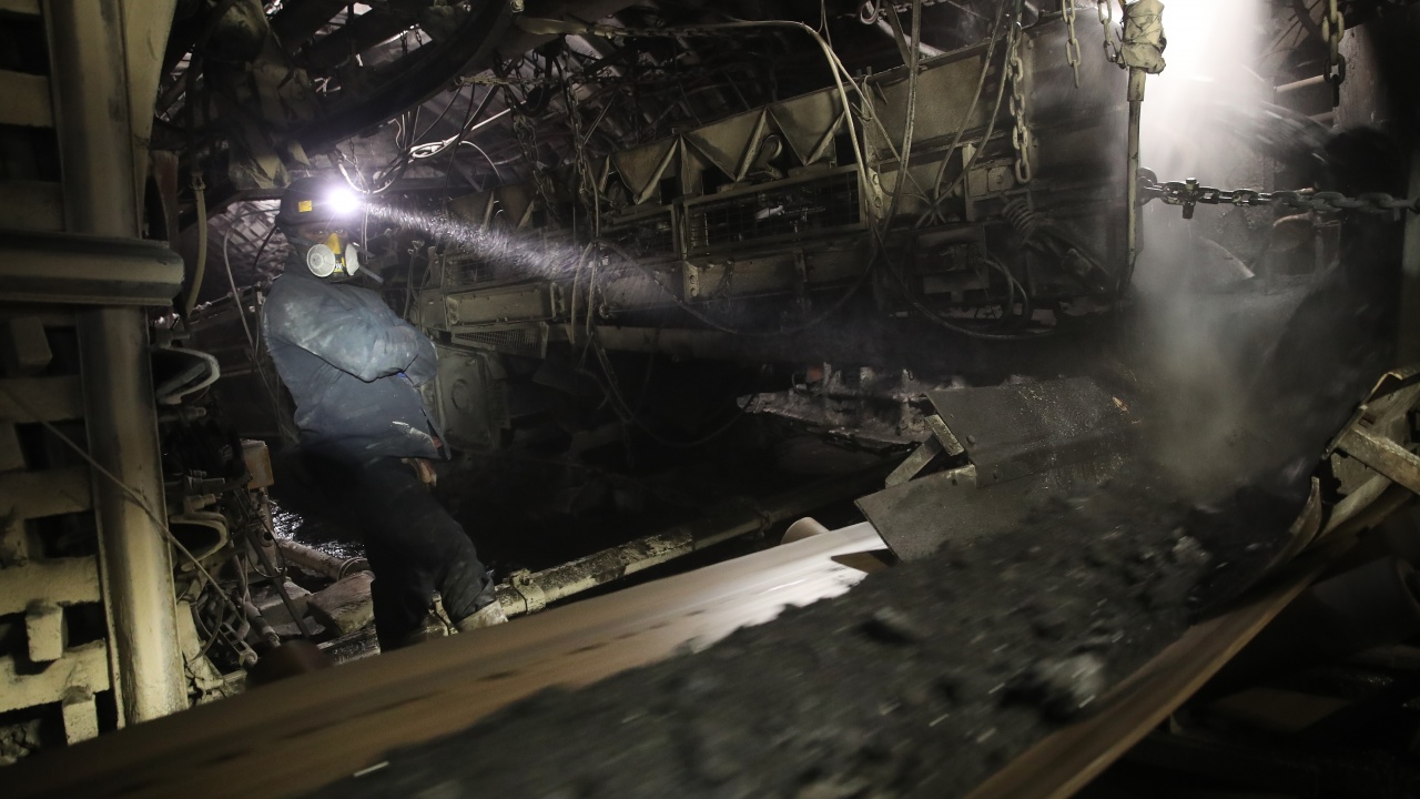 ЕС е готов да подкрепи и да се възползва от добива на редки метали в Казахстан