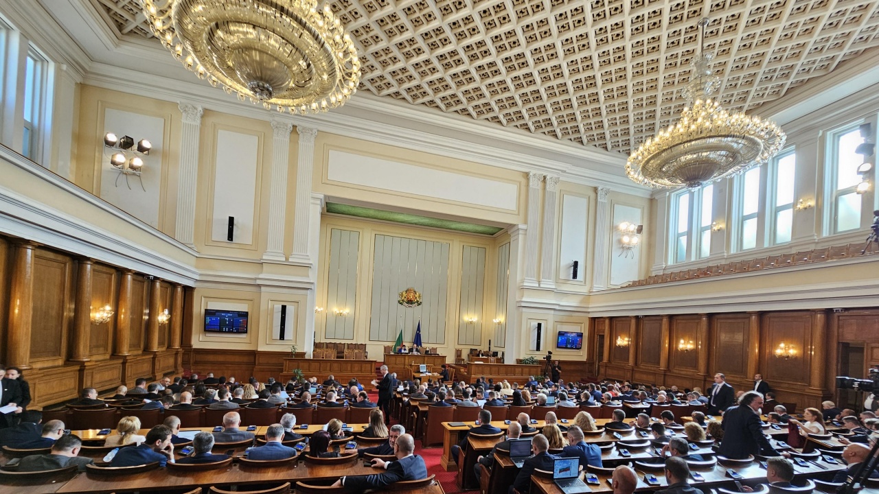 Парламентът днес ще обсъди декларация в подкрепа членството на Украйна в НАТО