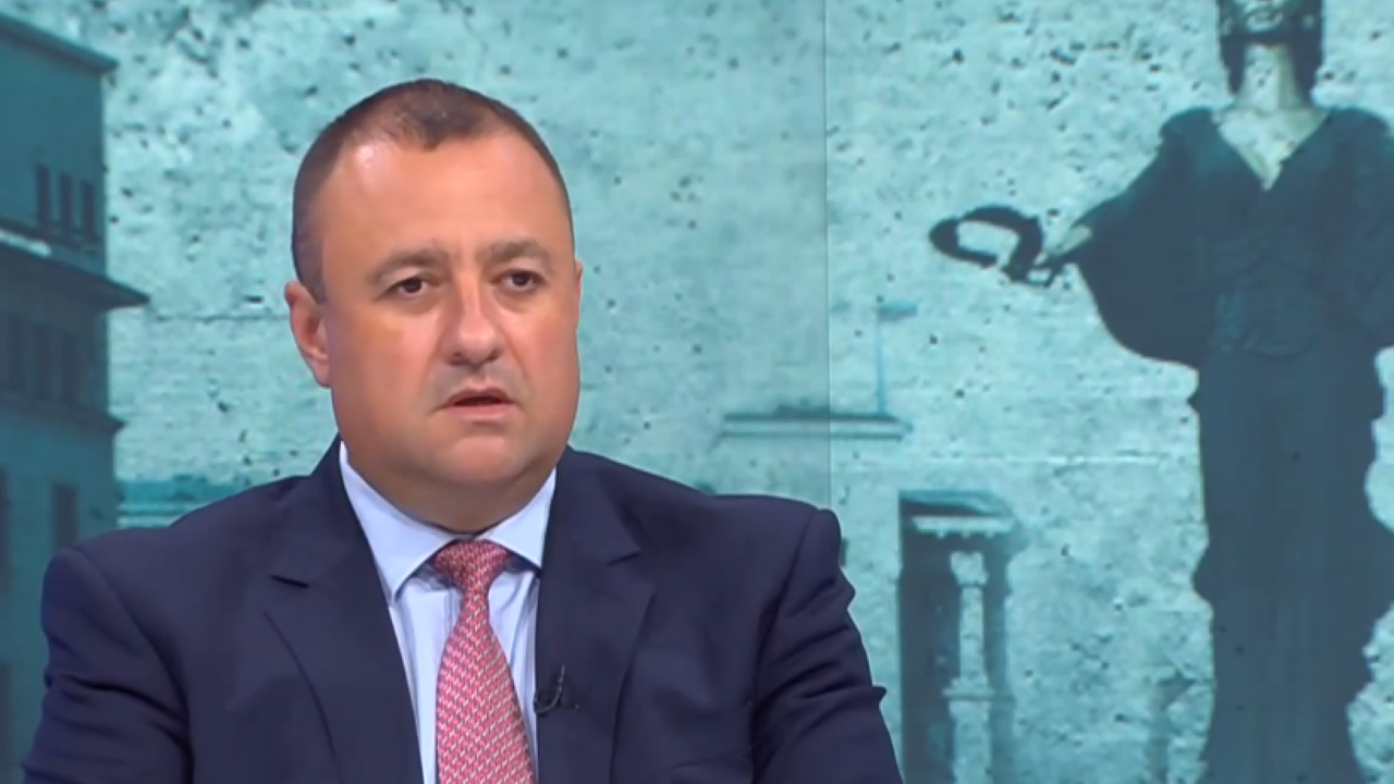 Иван Иванов (БСП): Докато Тагарев е член на кабинета, ежедневно ще искаме оставката му