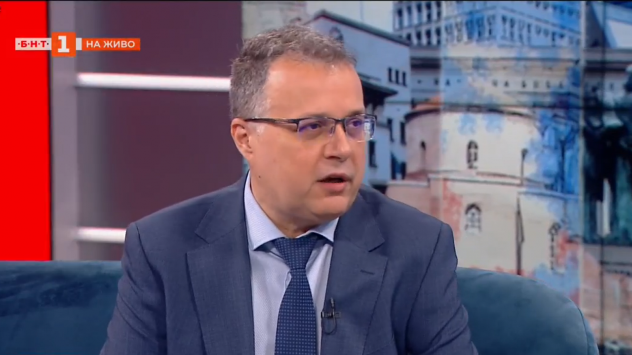 Михалев (ПП-ДБ): „Възраждане” не са против еврото, просто искат да си вдигнат рейтинга с референдума
