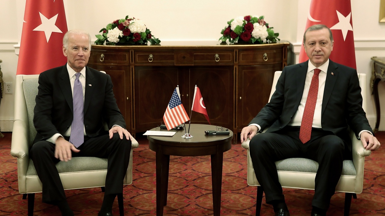 В телефонен разговор Ердоган и Байдън обсъдиха кандидатурата на Швеция за НАТО