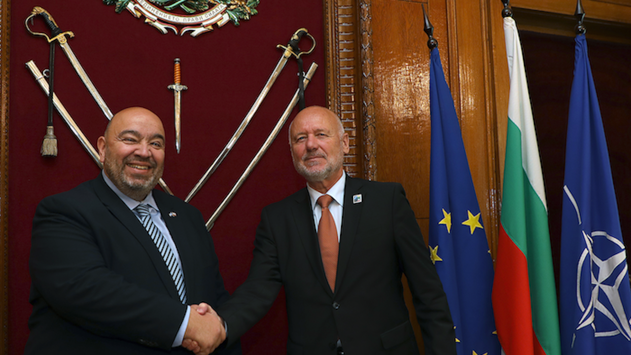 Министър Тагарев се срещна с посланика на Гърция Н. Пр. Алексиос Либеропулос