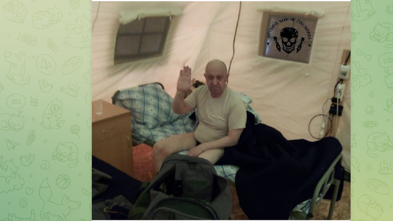 Появи се снимка на Пригожин в палатка, Путин обяви, че компания "Вагнер" не съществувала