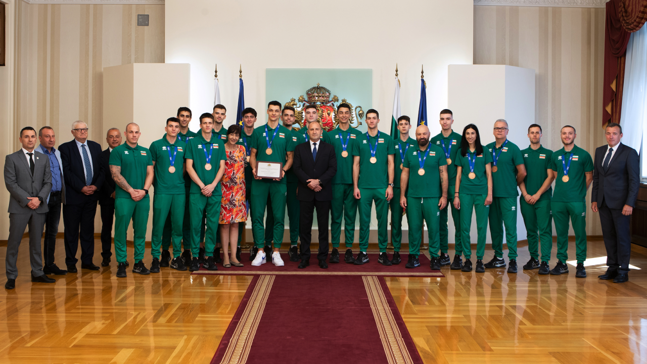 Радев: Младите ни волейболисти са лъч надежда за българския спорт